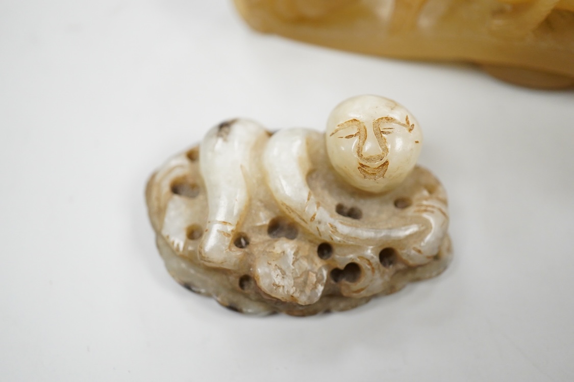 Two Chinese jade carvings, longest 8cm